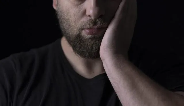 Ból zęba w nocy - co robić?